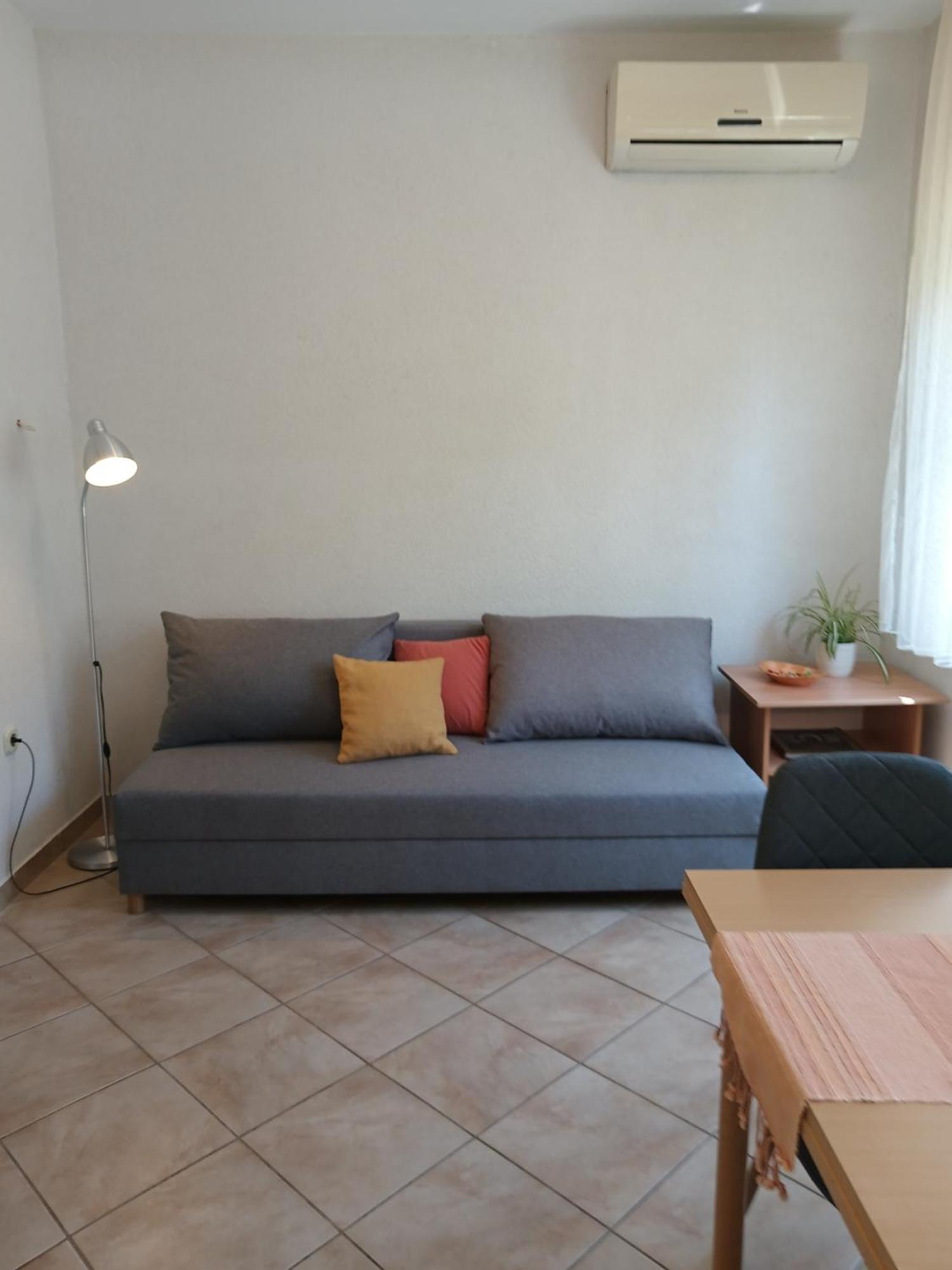 Apartments Jadranka Ivana Пула Екстериор снимка