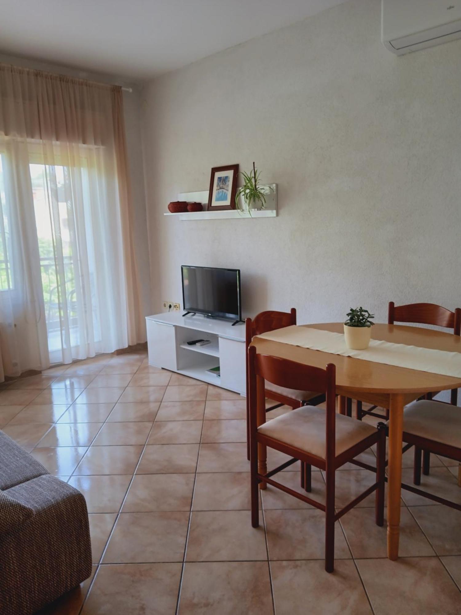 Apartments Jadranka Ivana Пула Екстериор снимка