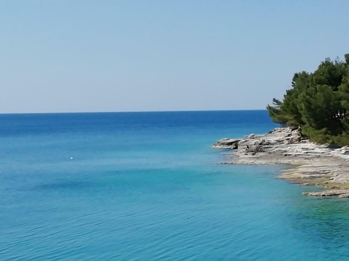 Apartments Jadranka Ivana Пула Екстериор снимка